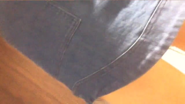 【店内】ショップ店員の胸チラとパンチラ!流石アパレルで働くだけあるハイレベル美女!