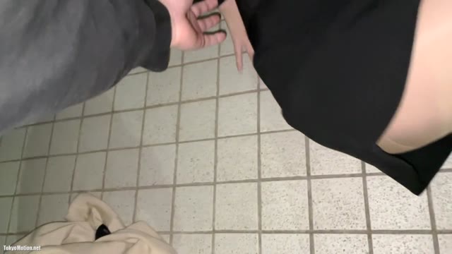 [顔出し]美少女JKをパンチラ盗撮