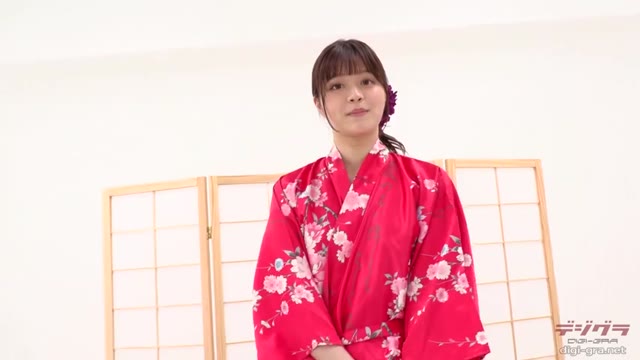 【グラドル】着物で撮影するグラビアアアイドルのパンチラ!この子名前なんていうの?めっちゃ可愛いんだけどww